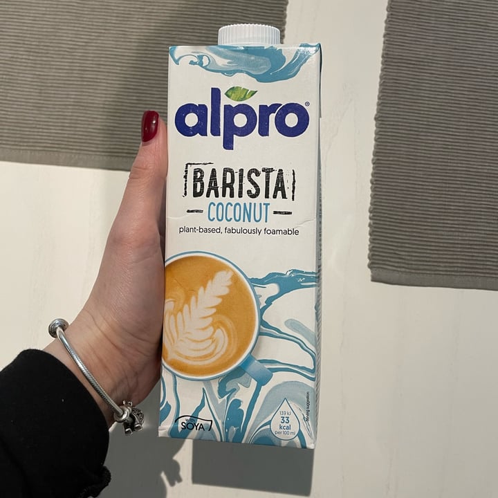 photo of Alpro Alpro barista cocco shared by @elisaalberti on  21 Mar 2022 - review