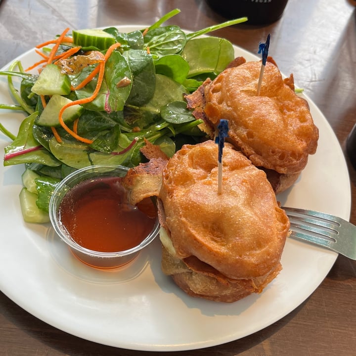 review photo of The Hogtown Vegan on College Deep fried french toast shared by @matro on 07 Jan 2023 - review