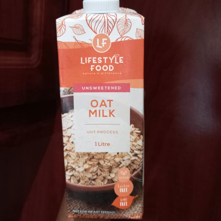 photo of Lifestyle Food Unsweetened Oat Milk shared by @carmell on  19 Jan 2021 - review