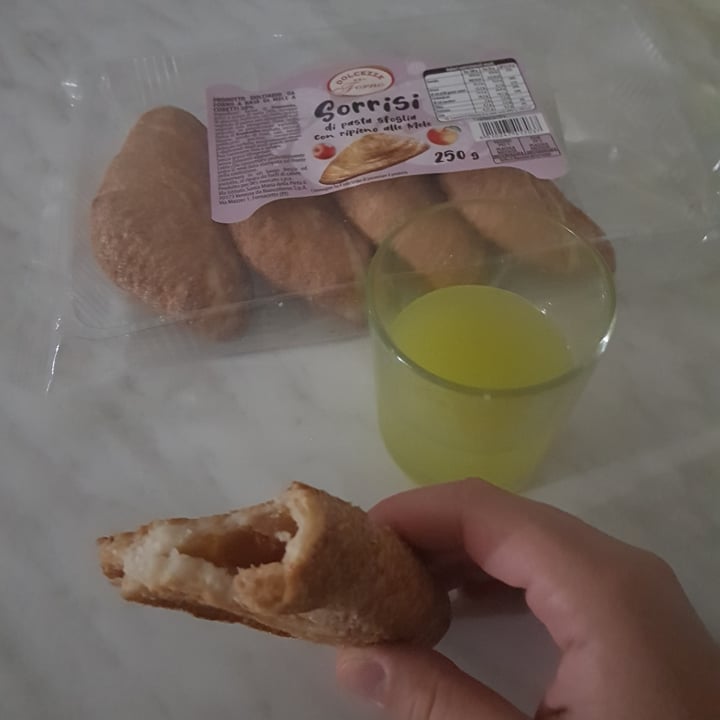 review photo of Dolcezze del forno Sorrisi shared by @elemevtary on 29 Sep 2022 - review