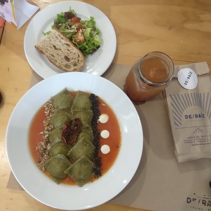 photo of De Raíz Cocina Café Raviolis shared by @gisselleearthling on  05 Aug 2021 - review