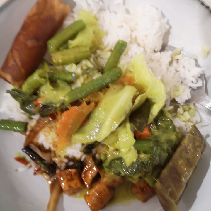 photo of Happy Thai Restaurant Green Curry shared by @minarobert on  15 Dec 2021 - review