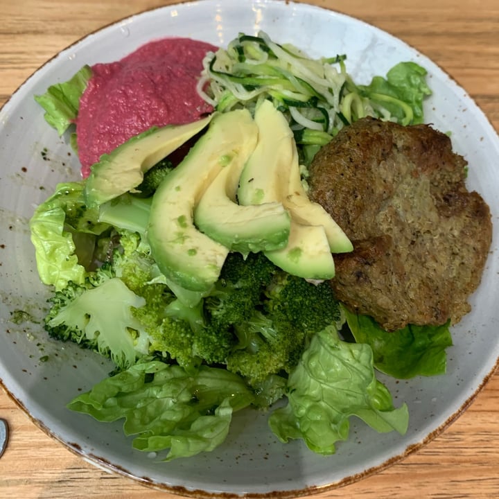 photo of Haakon Superfoods and Juice Avocado vegan bowl shared by @turtleisland on  16 Feb 2021 - review