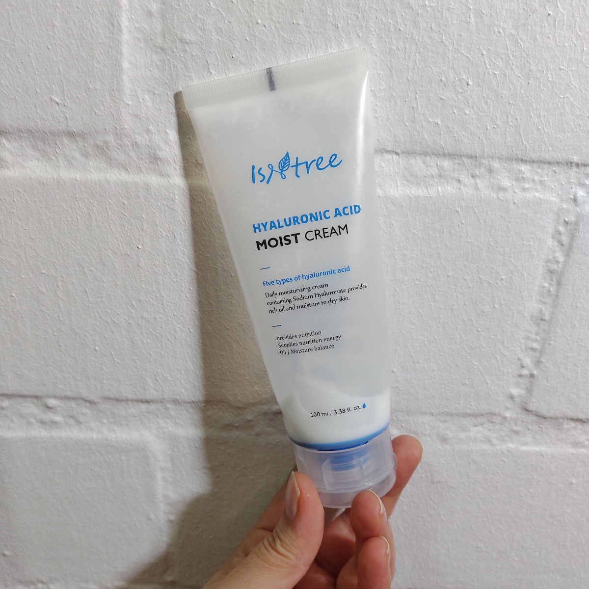 Isntree Moist cream Reviews | abillion