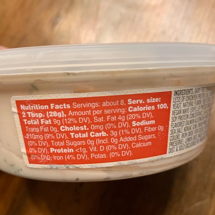 photo of Trader Joe's Vegan Salmonesque Spread shared by @roserose on  31 Oct 2022 - review