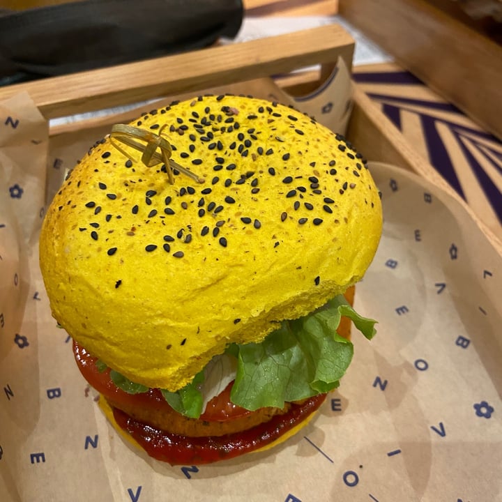 photo of Flower Burger Spicy Cecio shared by @rachepi on  24 Nov 2021 - review