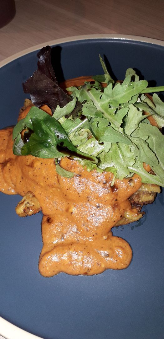 photo of WS Deli Experience Store Lasagna shared by @veganfoodieomgopnik on  25 Aug 2019 - review