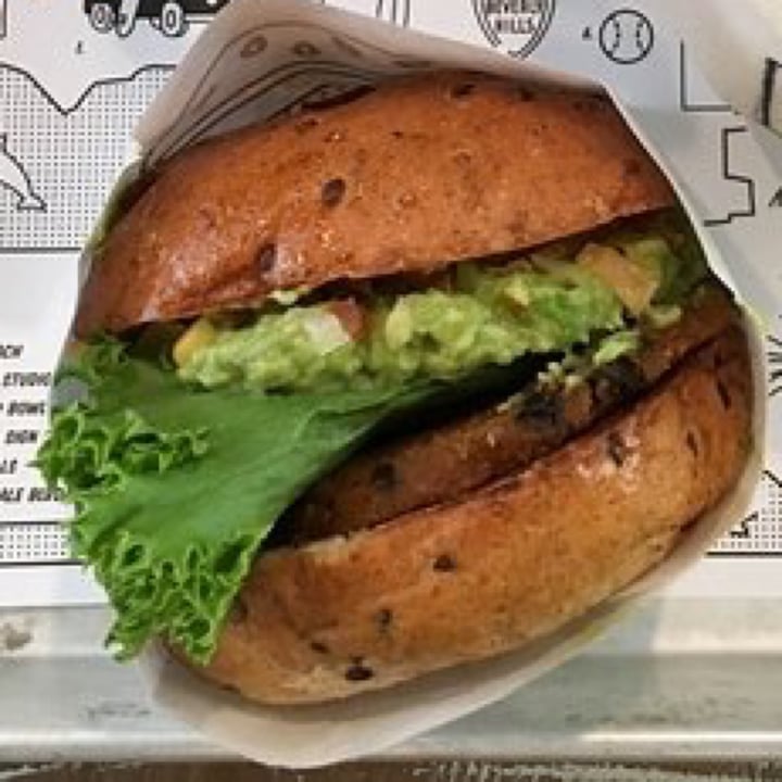 photo of Beatnic - Flatiron Cookies, Taco Salad , Chikn Burger, Guac Burger, Cupcake, Donut, Kombucha shared by @isaaajessie on  17 May 2021 - review