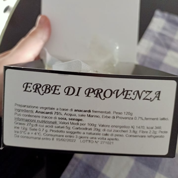 photo of Il CashewFicio Cashewttina alle Erbe di Provenza shared by @marsss on  01 Jan 2022 - review