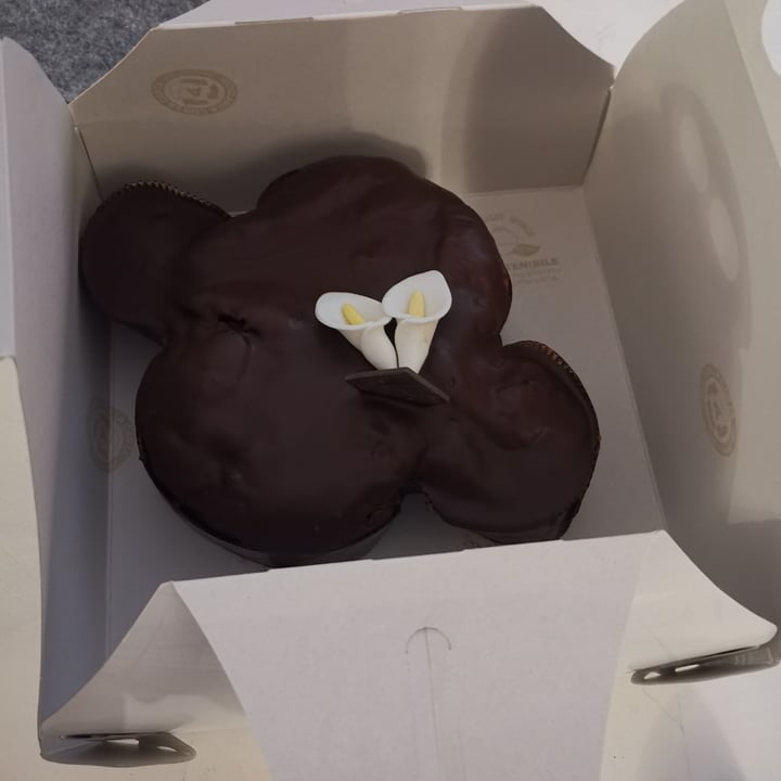 photo of Celeste Y Blanco Colomba vegana shared by @barn4bauhs on  15 Apr 2022 - review