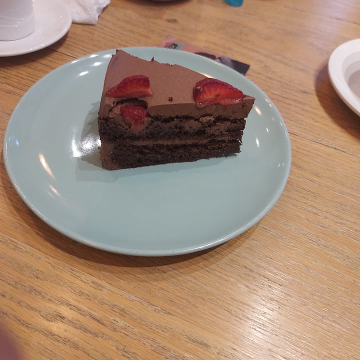 photo of Mome Healthy Bakery Pastel Chocolate Vegano shared by @hania21 on  13 Jul 2022 - review