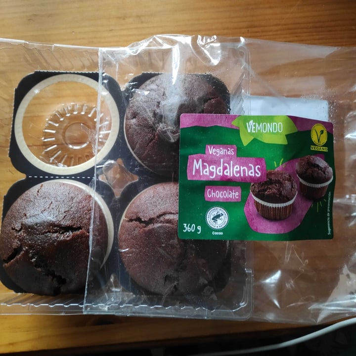 photo of Vemondo Magdalenas chocolate shared by @petivermello on  01 Mar 2022 - review
