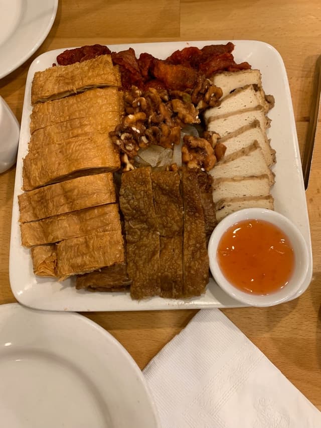 Foto do prato “Vegan Meats Appetizer”
