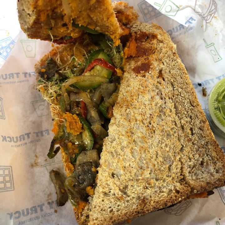 photo of Fit Truck Mty Sandwich vegano shared by @migs on  07 Jan 2021 - review