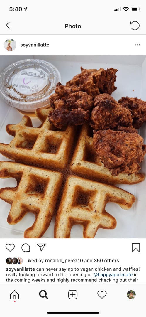 photo of Happy Apple Cafe chikn and waffles shared by @soyvanillatte on  15 May 2019 - review