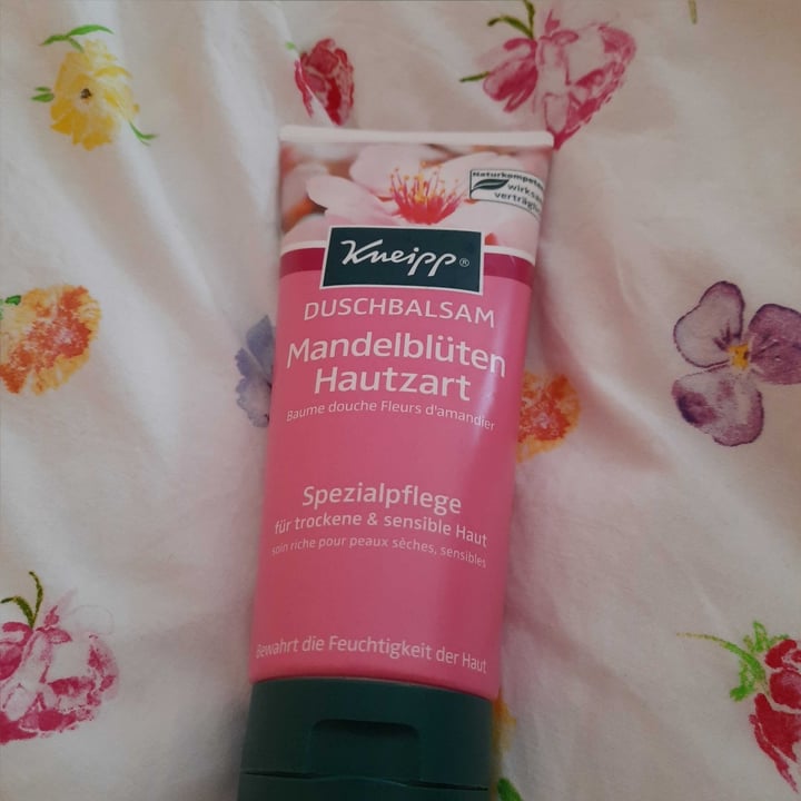 photo of Kneipp Duschbalsam Mandelblüten Hautzart shared by @sandravi on  10 May 2020 - review