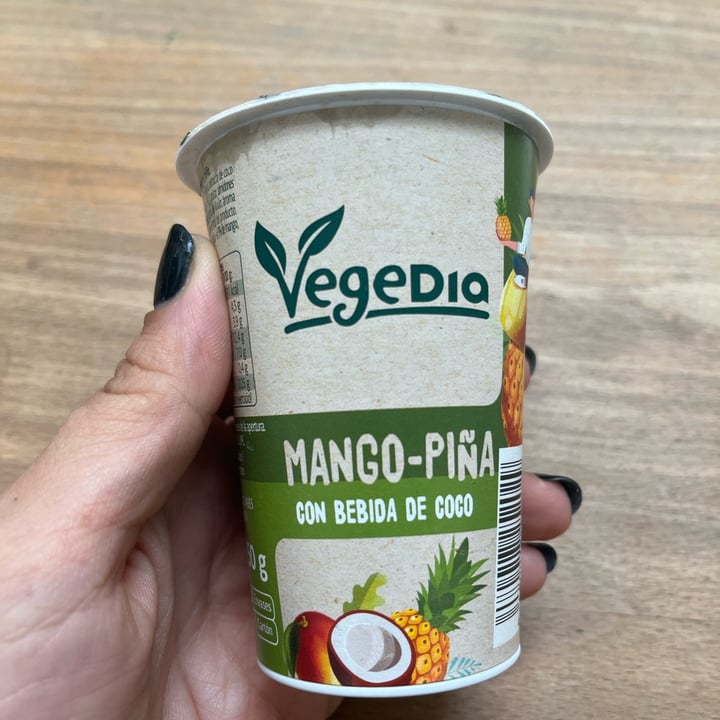 review photo of Vegedia Yogur de mango-piña con bebida de coco shared by @elisalu on 19 Jul 2022 - review