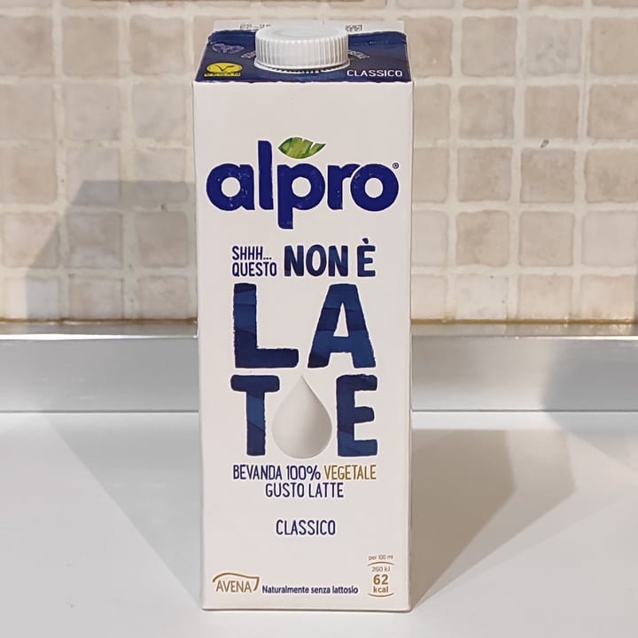 photo of Alpro Shhh...Questo Non è Latte shared by @niklabelloli1 on  27 Nov 2022 - review