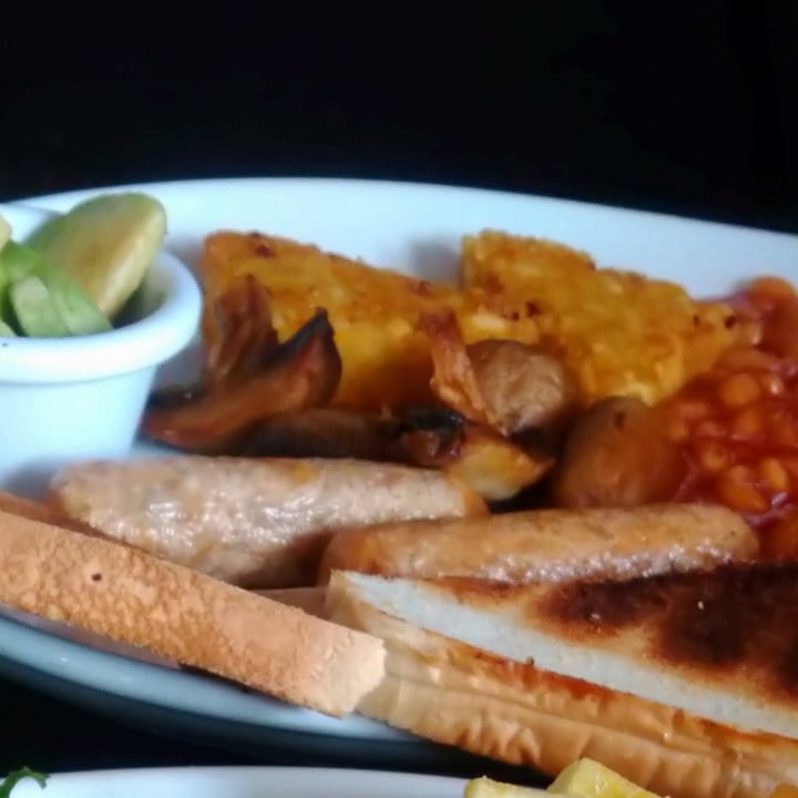 photo of Christopher’s Vegan breakfast shared by @rachel70 on  14 Jan 2023 - review