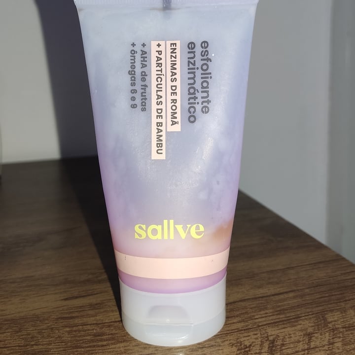 photo of Sallve Esfoliante Enzimático de romã shared by @renanmats on  21 Apr 2022 - review