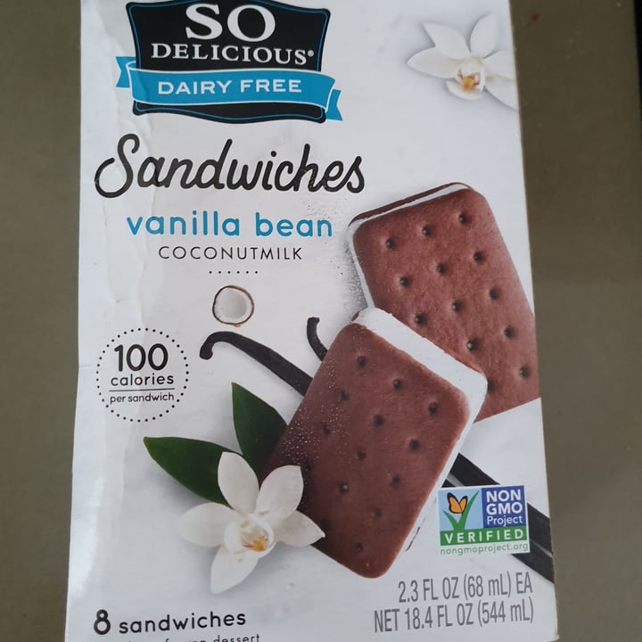 photo of So Delicious Dairy Free Sandwiches Vanilla Bean Coconutmilk Ice Cream shared by @paniwilson on  18 Feb 2021 - review