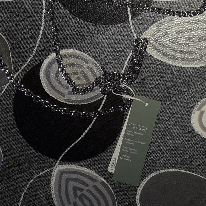 review photo of Esprit Bolso shared by @alicevegan on 20 Jun 2020 - review