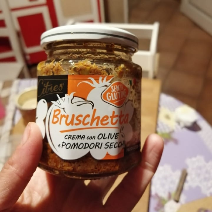 photo of Citres Crema Con Olive E Pomodori Secchi shared by @marikaserena on  15 Apr 2022 - review