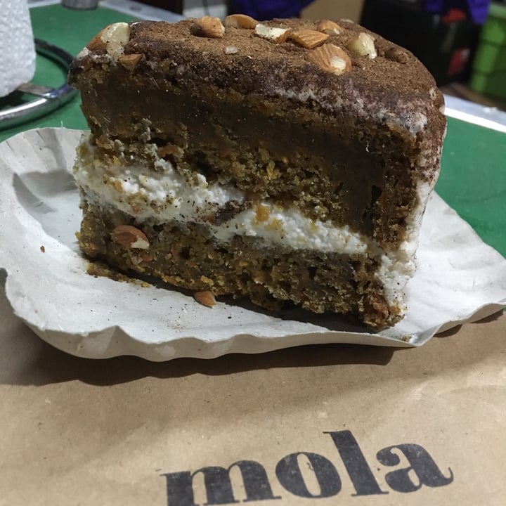 photo of MOLA Carrot Cake shared by @lauchis on  06 Jun 2021 - review