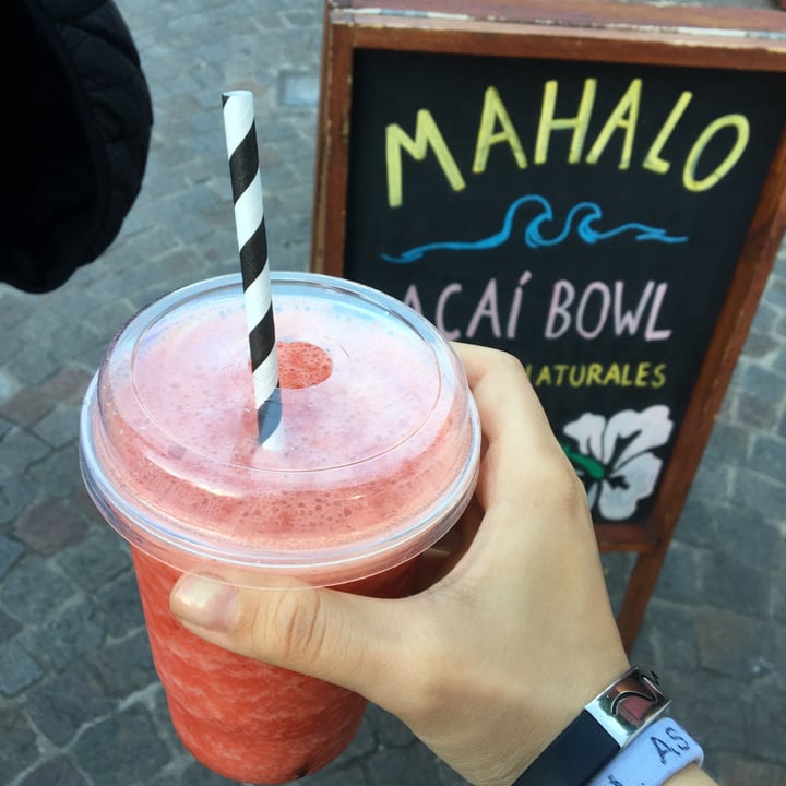 review photo of Mahalo licuado mango-frutilla-naranja shared by @catalinabuffarini on 21 Nov 2021 - review
