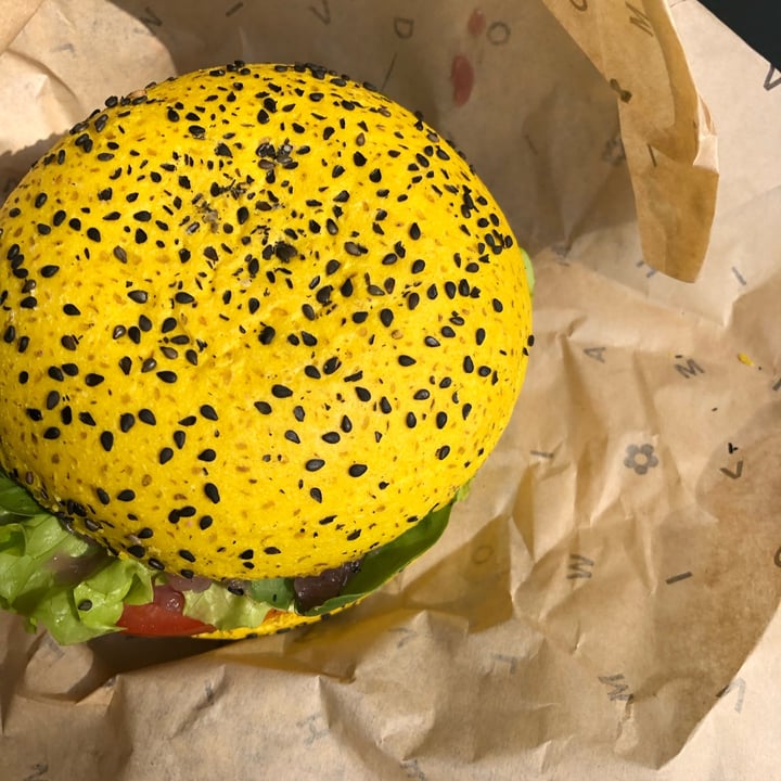 review photo of Flower Burger Spicy Cecio shared by @veganbibi on 12 Mar 2022 - review