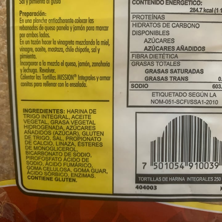 photo of Mission Foods Tortillas de harina integrales shared by @karlish on  26 Dec 2021 - review