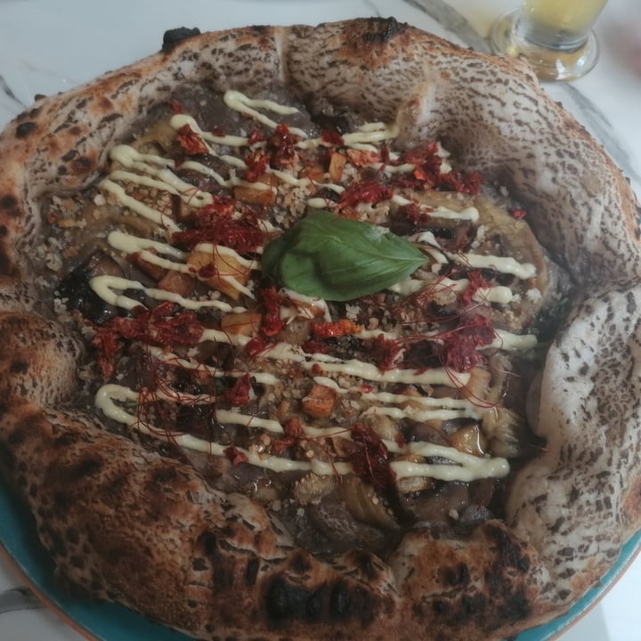 photo of Biga Milano - Pizzeria Contemporanea pizza vegana di ottobre shared by @ema79 on  15 Oct 2022 - review