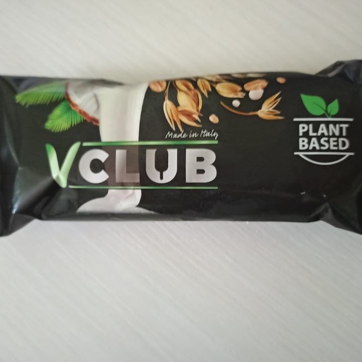photo of VClub Vanilla-Macadamia shared by @alekiwi on  18 May 2022 - review