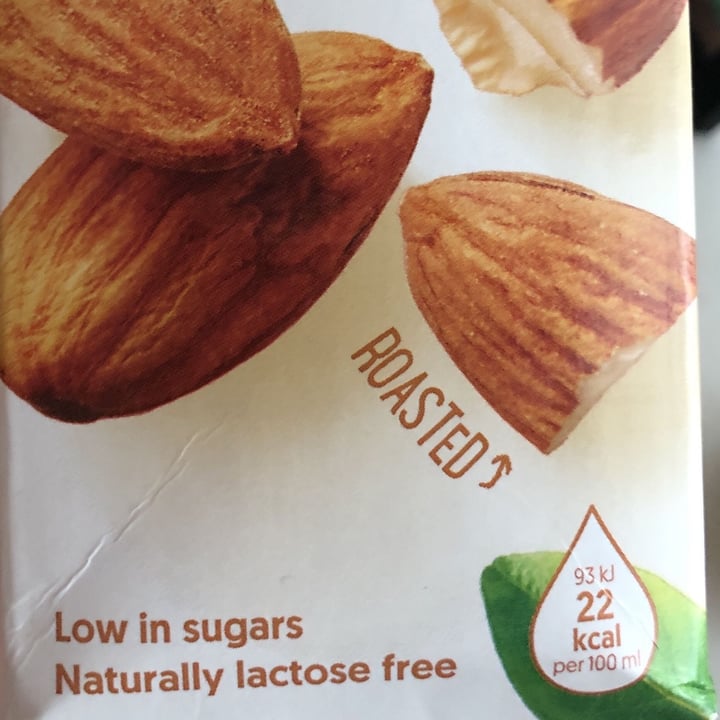 photo of Alpro Almond Milk shared by @skepticphytophile on  16 Jul 2022 - review