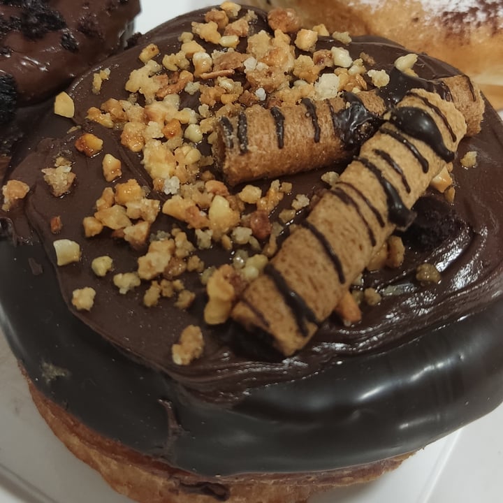 photo of Chök The Chocolate Kitchen Donut De Chocolate Con Barquillo shared by @ailedail on  22 Dec 2022 - review