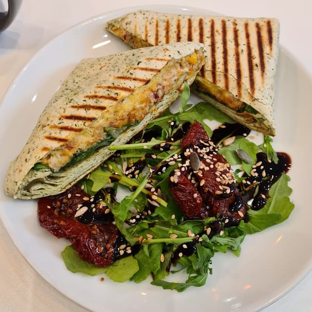 Photo of the dish “Tuno Wrap”