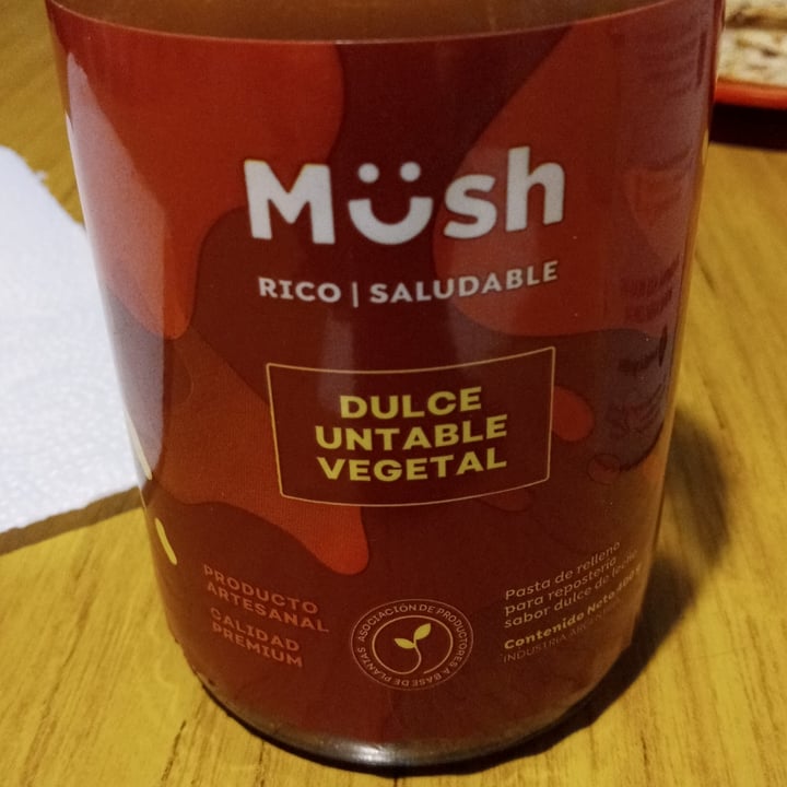 photo of Müsh Dulce de leche vegetal shared by @valentinaclementina on  29 Jul 2022 - review