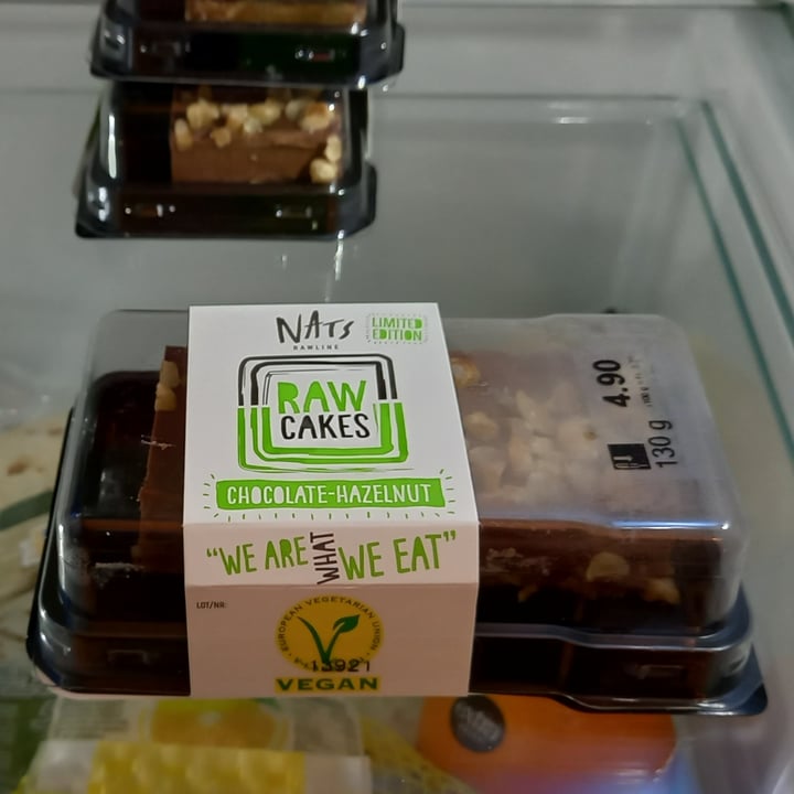 photo of Nats Rawline Raw Cakes Chocolate-hazelnut shared by @wombat22 on  02 Feb 2022 - review