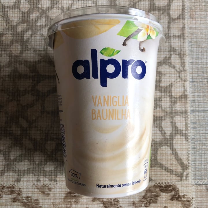 photo of Alpro Soy Yogurt Vanilla shared by @aleglass on  03 May 2020 - review