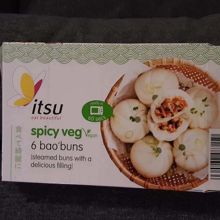 photo of itsu Spicy Veg 6 Bao Buns shared by @waitrosevegan on  28 Feb 2021 - review