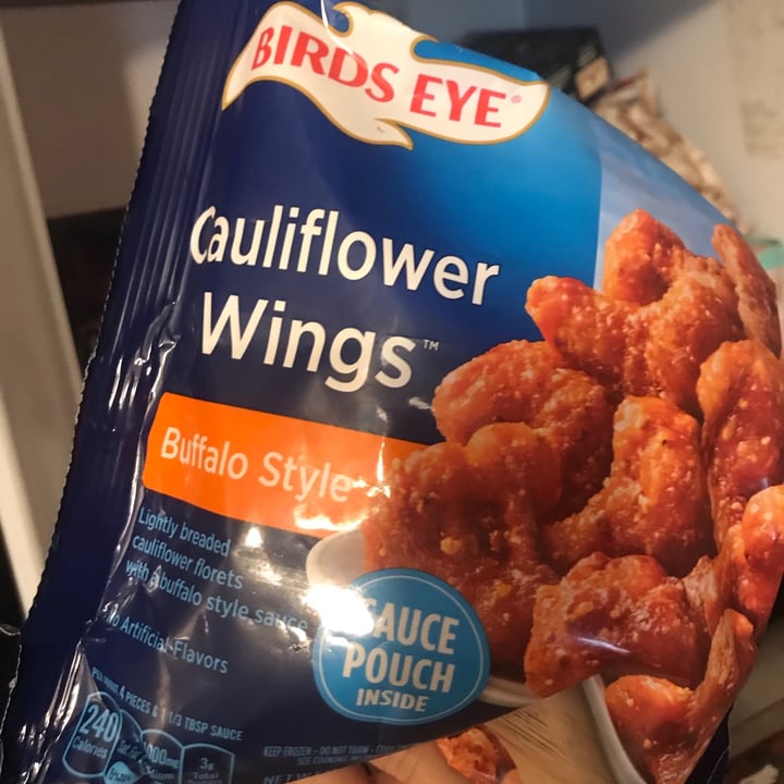 photo of BirdsEye Cauliflower wings buffalo shared by @angiec463 on  25 Aug 2021 - review