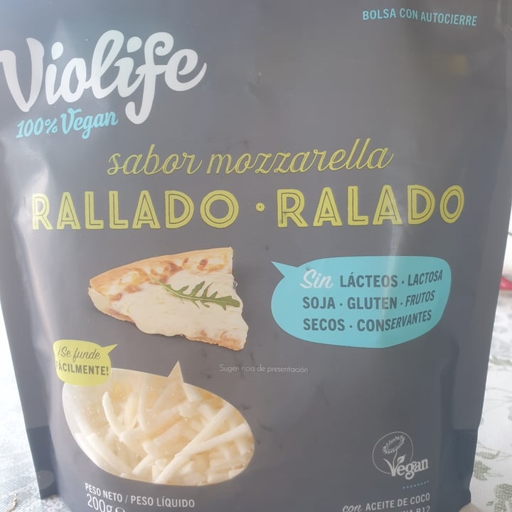 review photo of Violife Queso Rallado sabor a Mozzarella shared by @felicidaddobby on 22 Sep 2022 - review