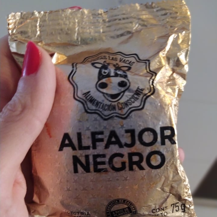 photo of Felices Las Vacas Alfajor Negro shared by @mairan on  02 Jul 2020 - review