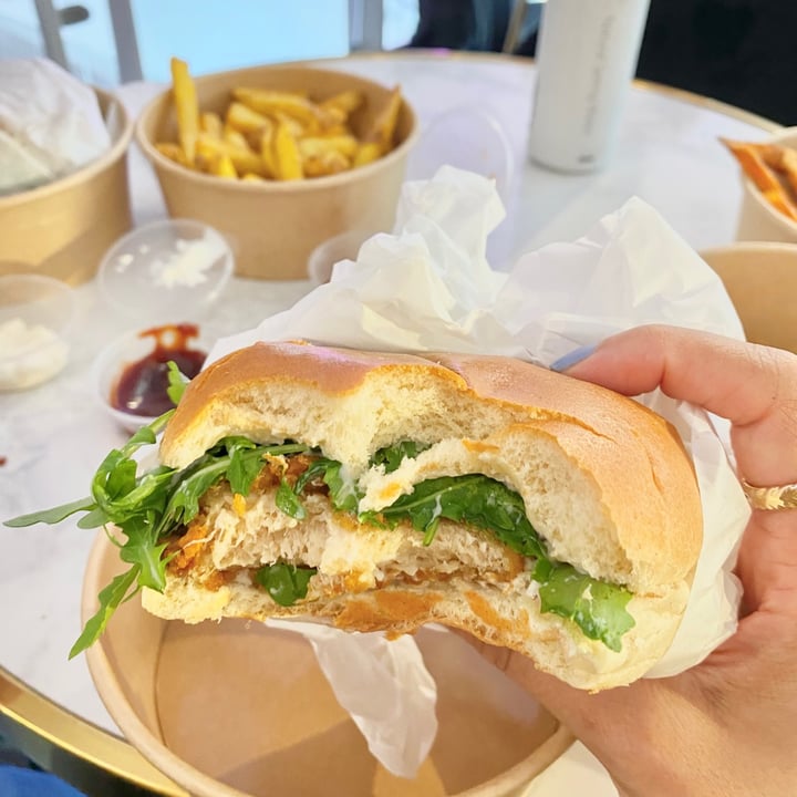 photo of Clean Kitchen Camden Truffle Burger Vegan shared by @immira on  19 Sep 2021 - review