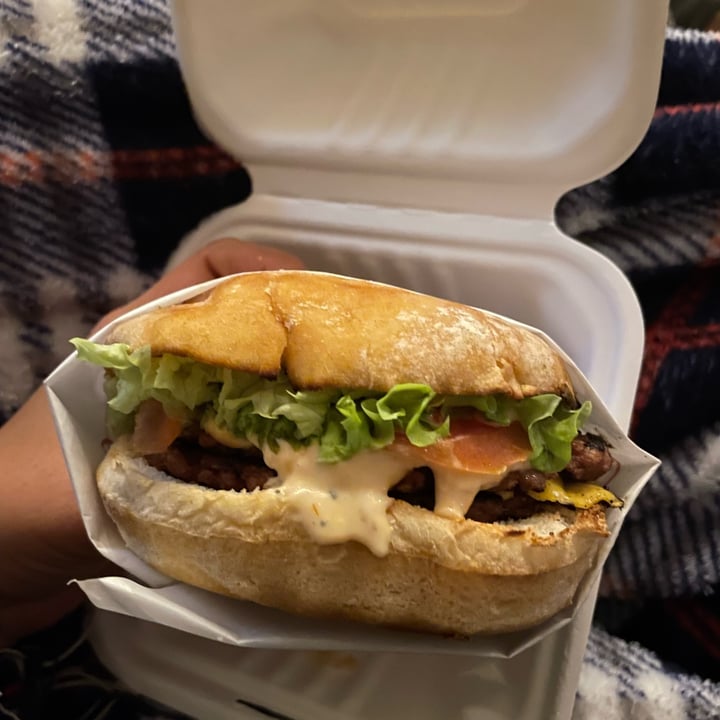 photo of Goyo’s Plant-Based Burgers Roma Goyo shared by @veggiemar on  25 Dec 2021 - review