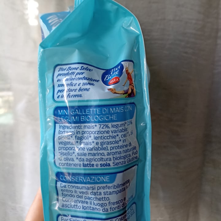 review photo of Vivi bene selex Triangoli Di Mais Con Legumi shared by @robinciao on 06 Sep 2022 - review