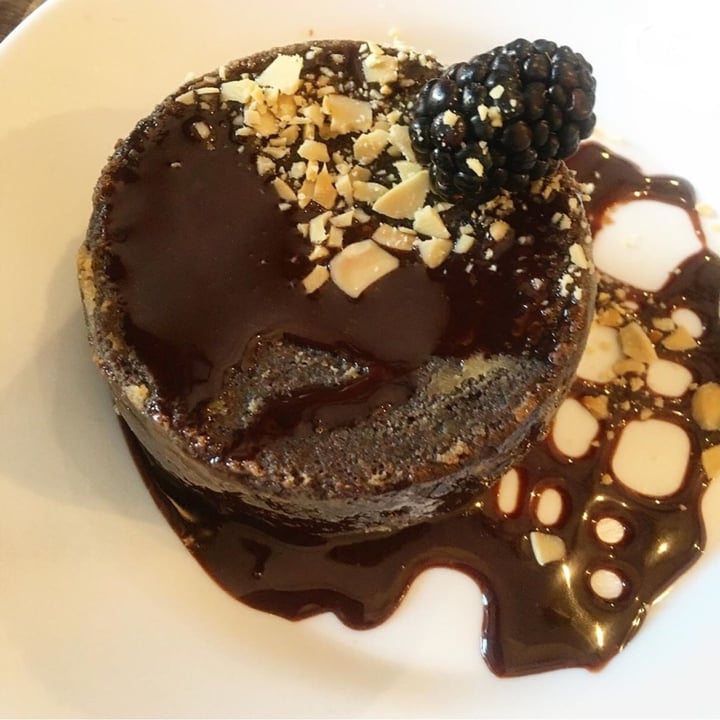 photo of Salvaxe Volcan de chocolate shared by @lafoodievegana on  15 Jun 2020 - review