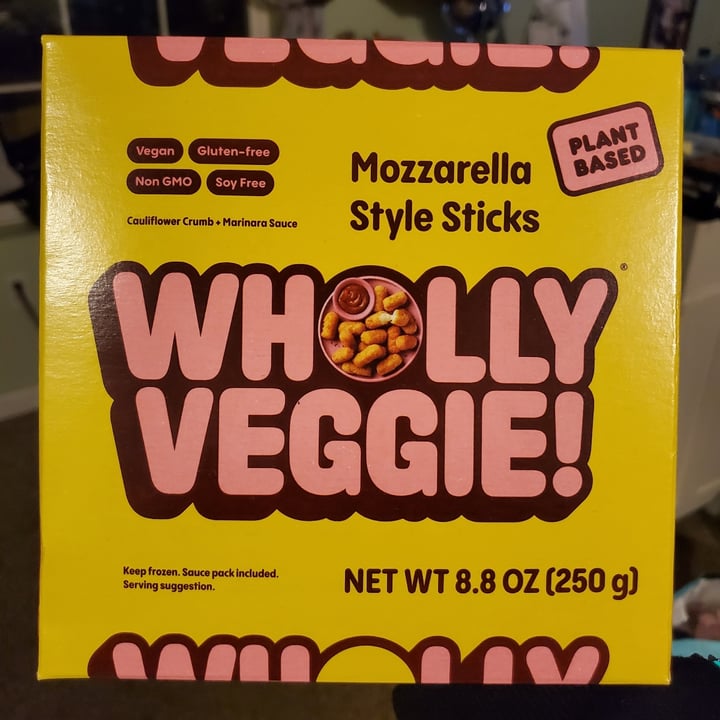 photo of Wholly veggie Mozzarella Style Sticks shared by @bocca on  02 Dec 2022 - review