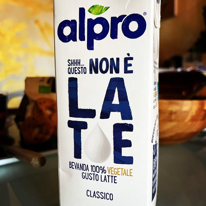 photo of Alpro This is Not Milk Classic Questo Non è Late Classico shared by @tmonks27 on  11 May 2022 - review