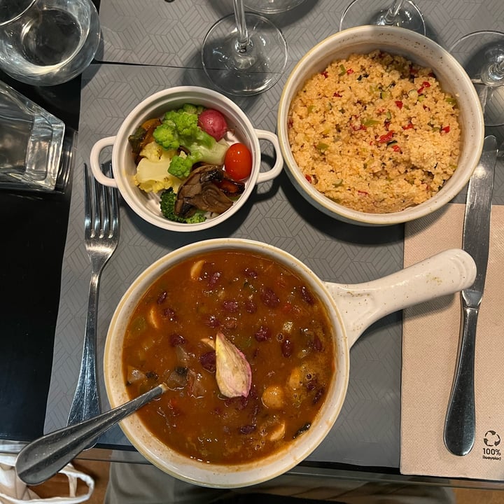 photo of O Giro Vegan Bean Stew With CousCous shared by @aurorac on  27 Sep 2022 - review